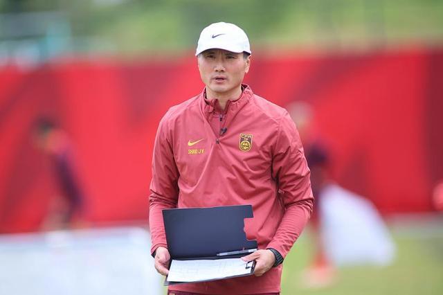 百家乐APP-国足不败战绩结束迪拜拉练,国脚连夜回国投入俱乐部备战